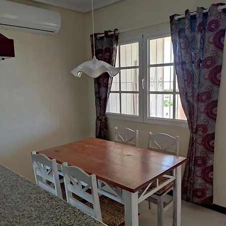 Apartament Confortable Con Vistas Al Mar Torrevieja